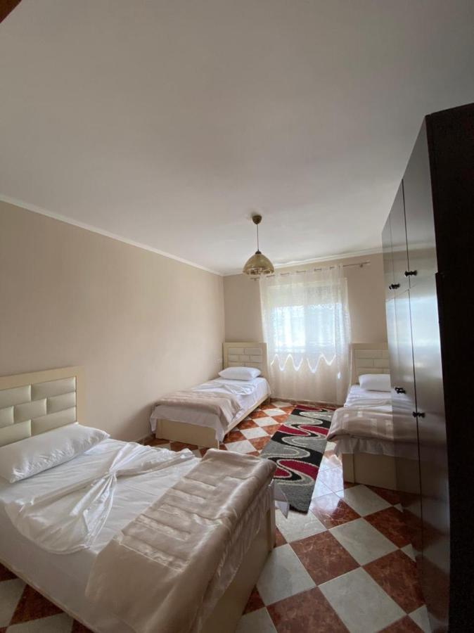 Dibra'S Apartment Shkoder Exterior photo